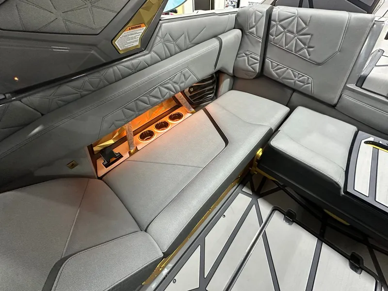 Slide: The Image of Nautique Super Air Nautique G23 Paragon 2026 - 10