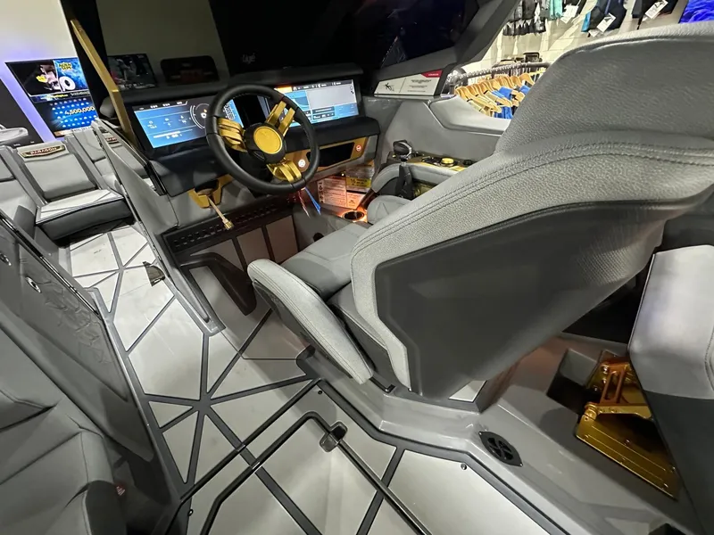 Slide: The Image of Nautique Super Air Nautique G23 Paragon 2026 - 15