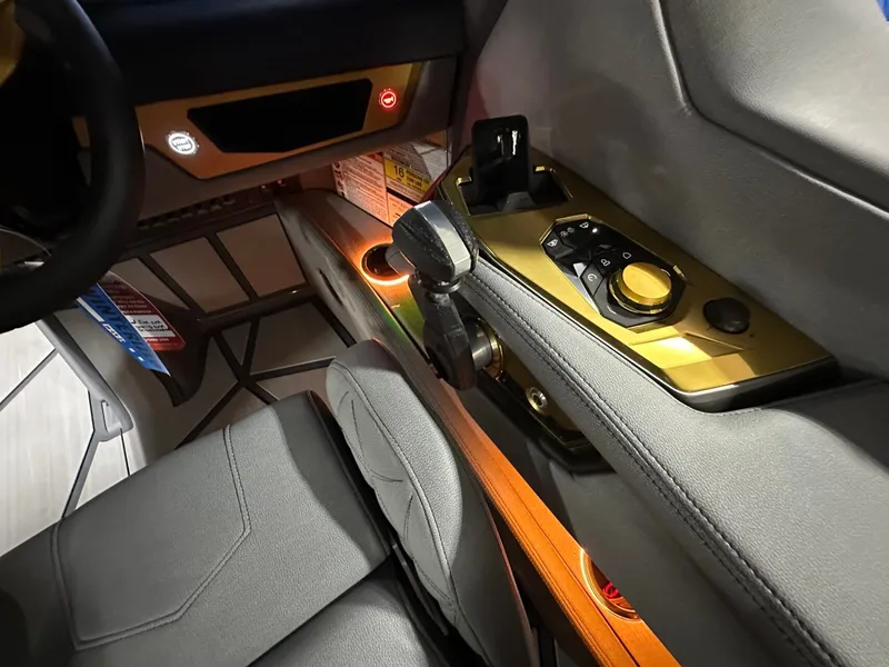 Slide: The Image of Nautique Super Air Nautique G23 Paragon 2026 - 39