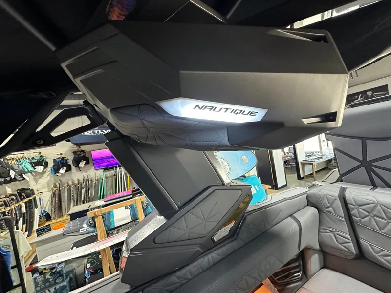 Slide: The Image of Nautique Super Air Nautique G23 Paragon 2026 - 41