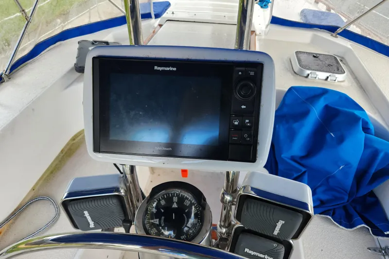 Slide: The Image of Raymarine navigation system on 1990 Catalina/Morgan 44 Center Cockpit sailboat. - 7