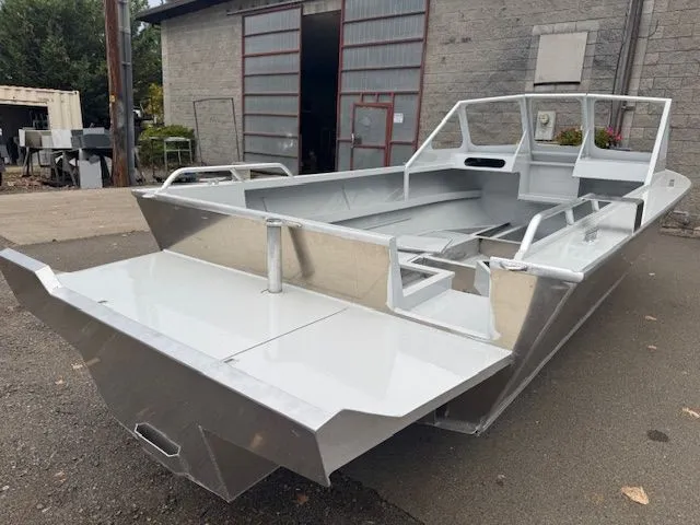 Slide: The Image of Boulton Powerboats HOOK 18 XDS 2026 - 3