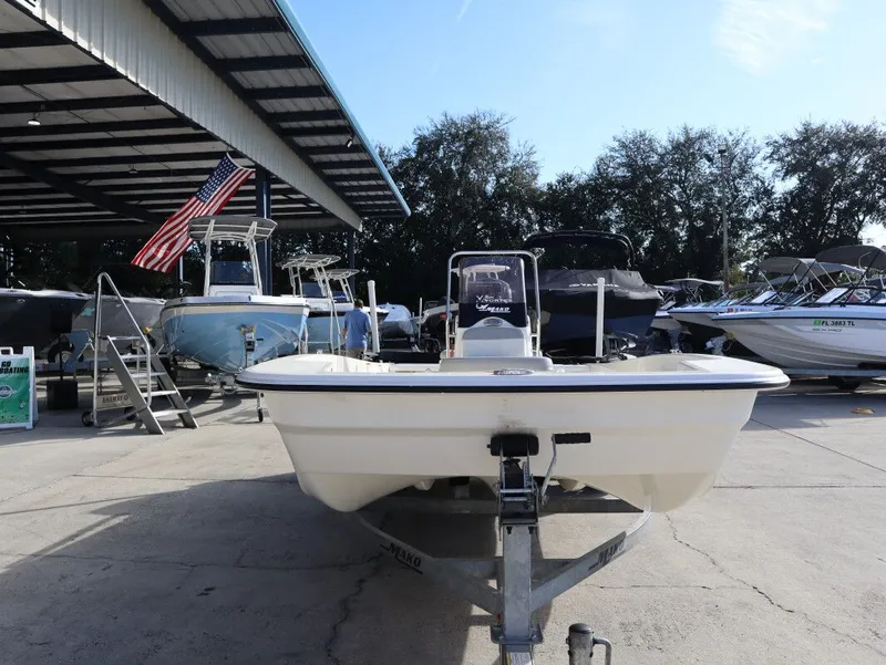 Slide: The Image of Mako Pro Skiff 17 CC 2019 - 4