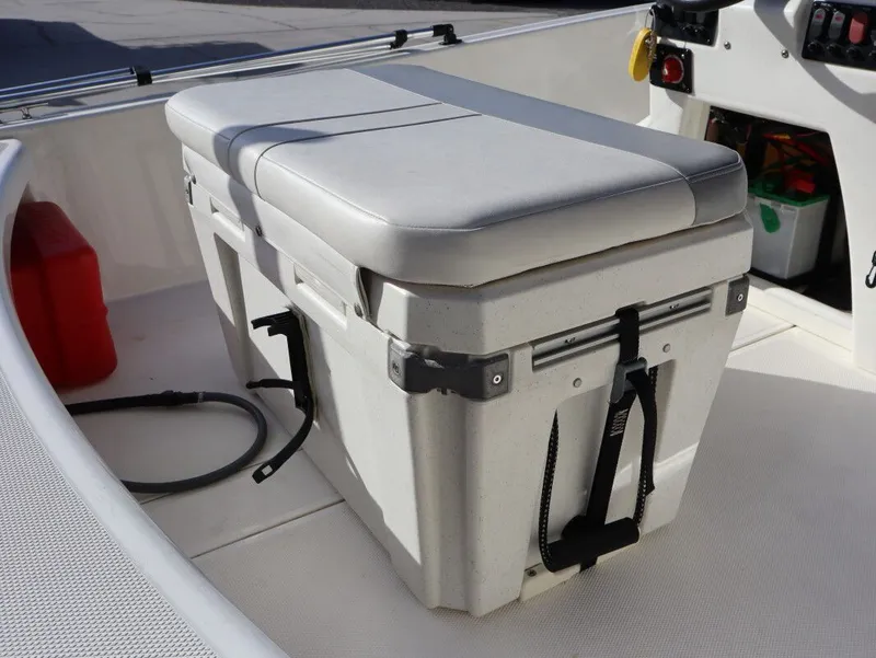 Slide: The Image of Mako Pro Skiff 17 CC 2019 - 5