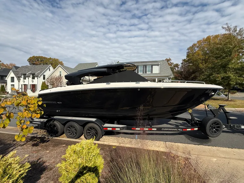 Slide: The Image of Chaparral 30 Surf Black Edition 2022 - 4