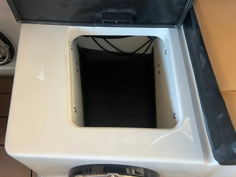 Slide: The Image of Chaparral 30 Surf Black Edition 2022 - 42