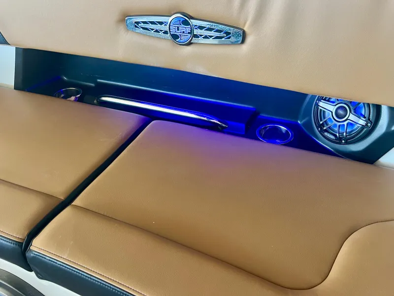 Slide: The Image of Chaparral 30 Surf Black Edition 2022 - 45