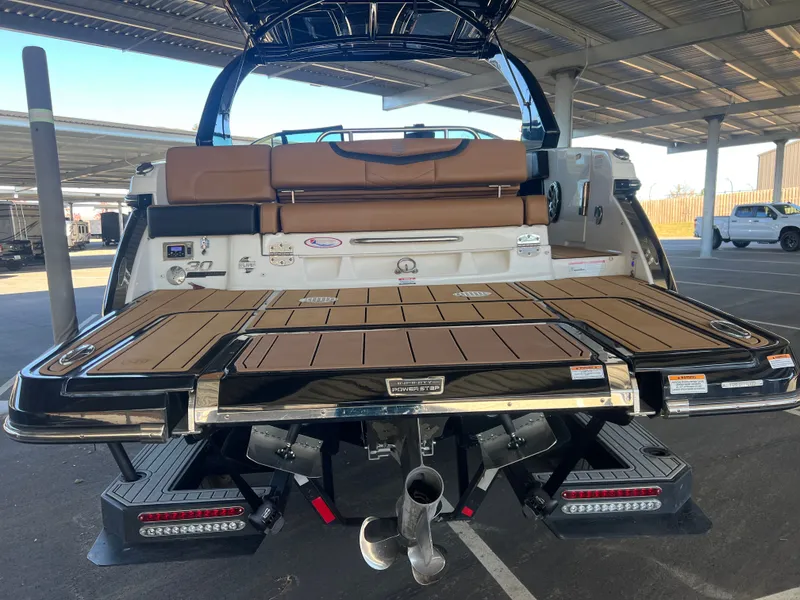 Slide: The Image of Chaparral 30 Surf Black Edition 2022 - 62