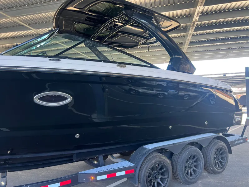 Slide: The Image of Chaparral 30 Surf Black Edition 2022 - 67