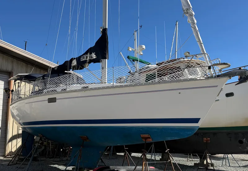 The Image of Hunter 37.5 1996 - 0