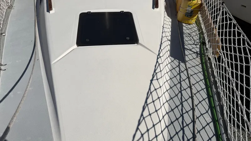 Slide: The Image of Hunter 37.5 1996 - 56