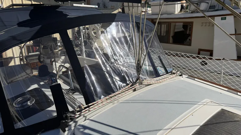 Slide: The Image of Hunter 37.5 1996 - 59