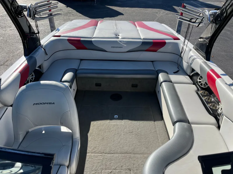 Slide: The Image of Moomba Mobius LSV 2011 - 11