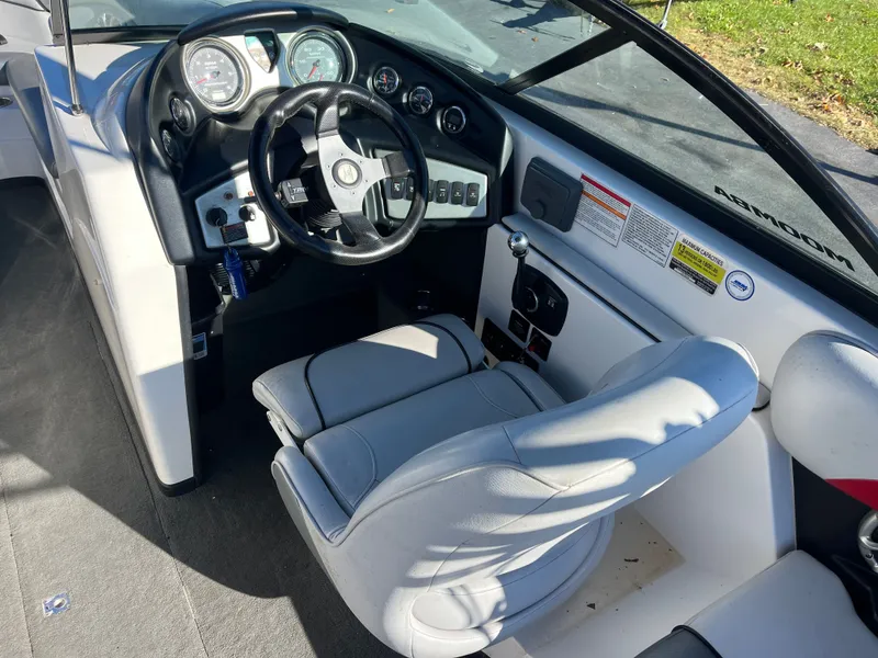 Slide: The Image of Moomba Mobius LSV 2011 - 15