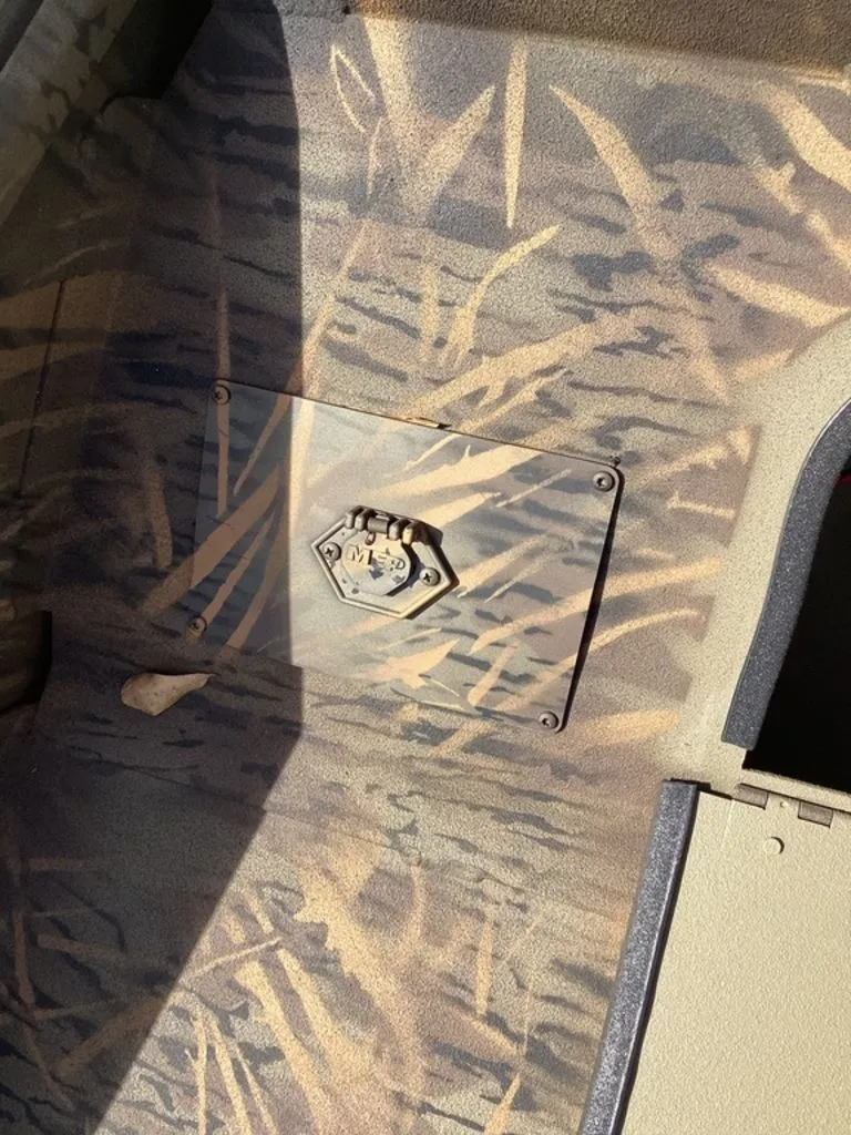 Slide: The Image of G3 Gator Tough 18 DK 2026 - 18