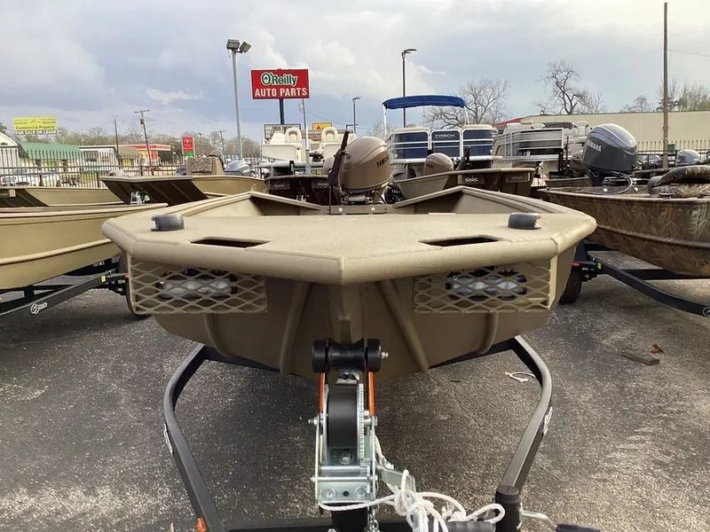 Slide: The Image of G3 Gator Tough 18 DK 2026 - 10