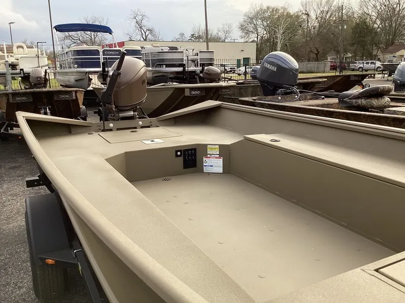 Slide: The Image of G3 Gator Tough 18 DK 2026 - 23