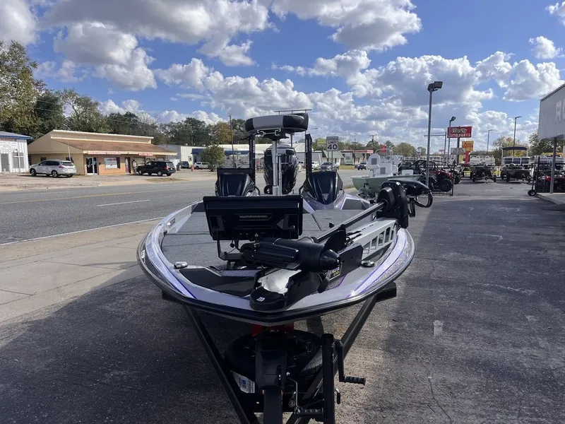 Slide: The Image of Skeeter FXR21 FLEX 2026 - 12