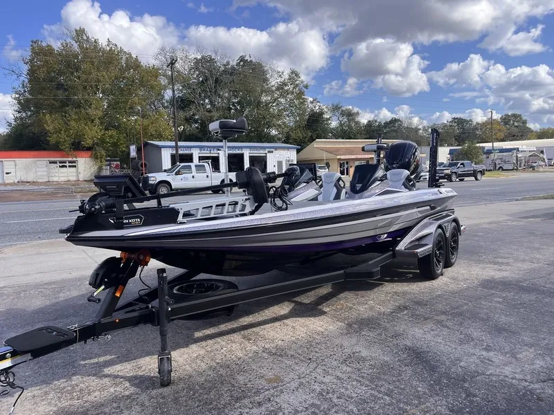 Slide: The Image of Skeeter FXR21 FLEX 2026 - 13