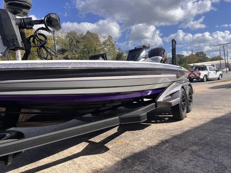 Slide: The Image of Skeeter FXR21 FLEX 2026 - 19