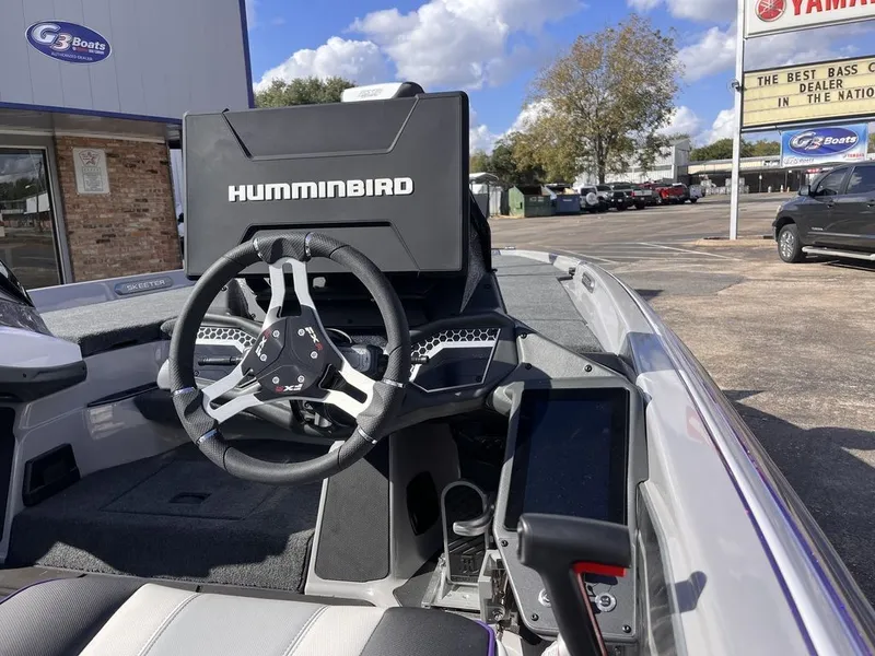 Slide: The Image of Skeeter FXR21 FLEX 2026 - 33