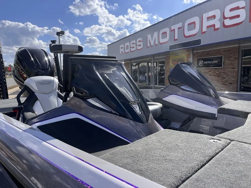 Slide: The Image of Skeeter FXR21 FLEX 2026 - 36