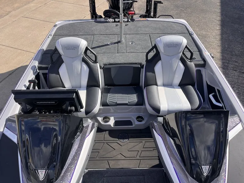 Slide: The Image of Skeeter FXR21 FLEX 2026 - 77