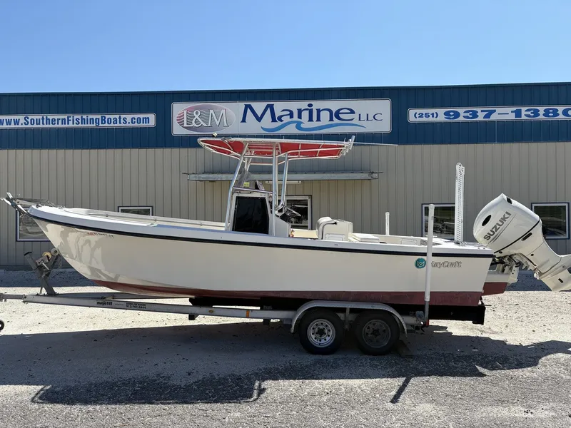 Slide: The Image of May-Craft Center Consoles 2300CC WITH UPDATED SUZUKI 2001 - 1