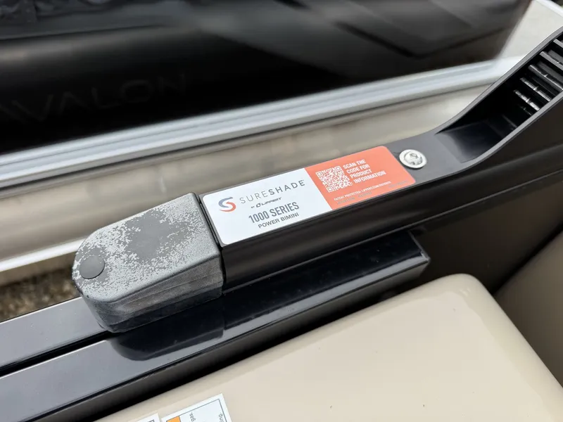 Slide: The Image of Veranda Relax Series 22RC WITH 200HP 2026 - 8