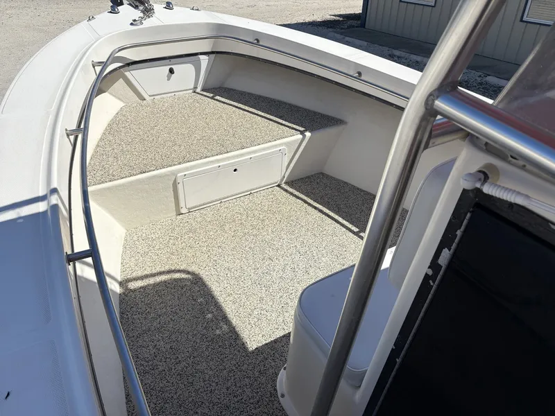 Slide: The Image of May-Craft Center Consoles 2300CC WITH UPDATED SUZUKI 2001 - 6