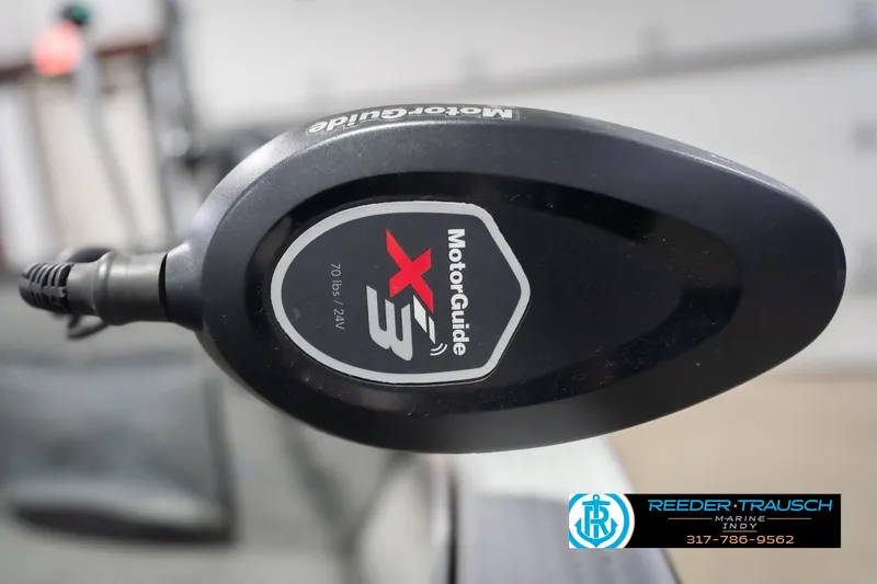 Slide: The Image of MotorGuide X3 trolling motor on 2007 Lund 1600 Explorer SS boat. - 43