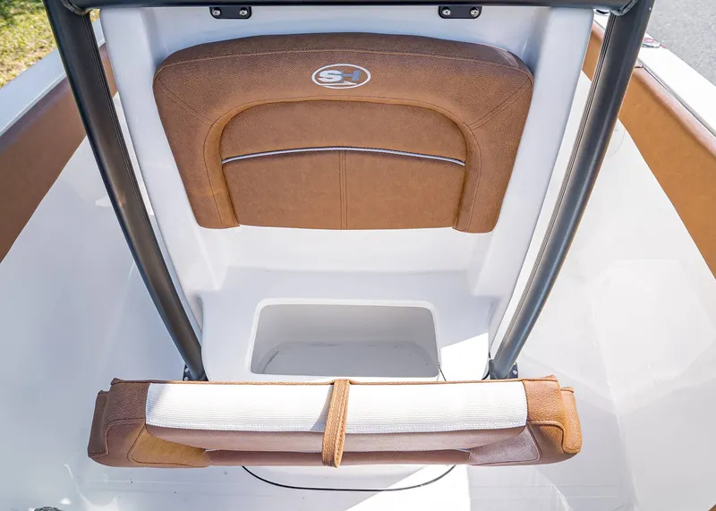 Slide: The Image of Sea Hunt Ultra 219 2026 - 22