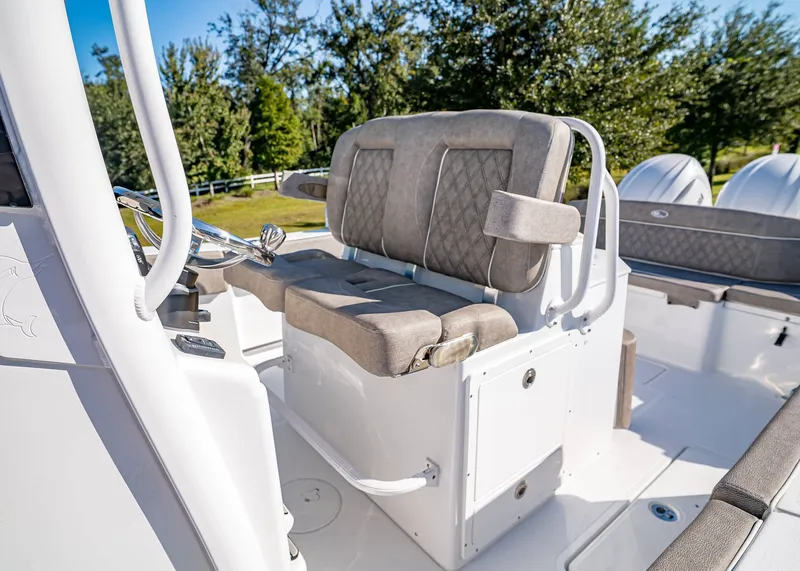 Slide: The Image of Sea Hunt Ultra 275 Coffin Box 2026 - 26