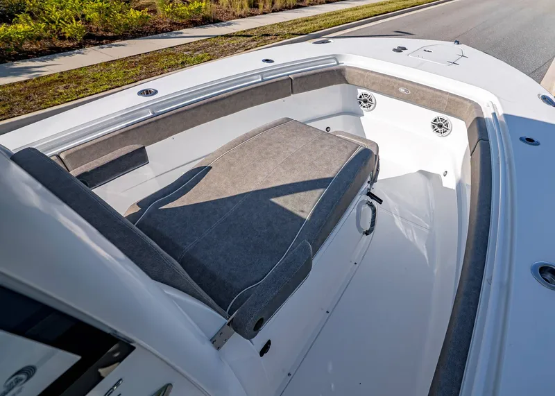 Slide: The Image of Sea Hunt Ultra 275 Coffin Box 2026 - 37