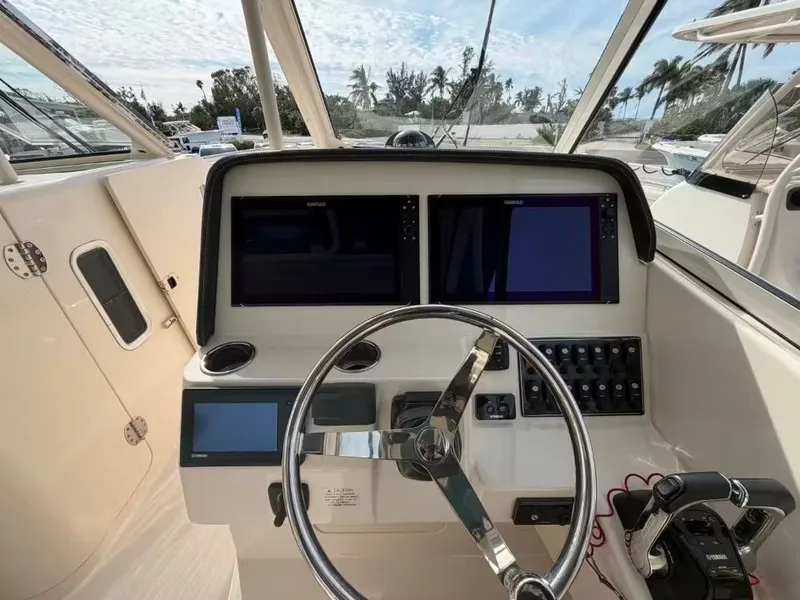 Slide: The Image of Grady-White Freedom 325 2019 - 13