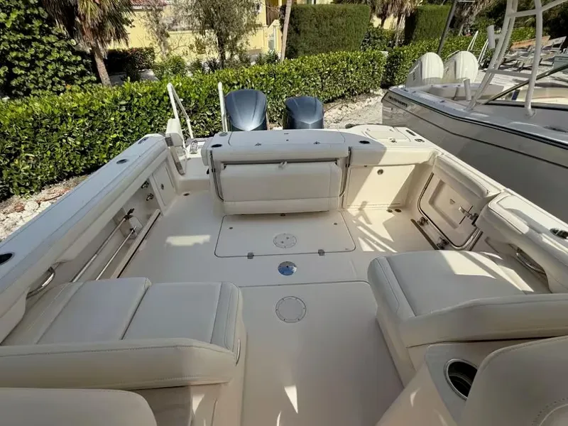 Slide: The Image of Grady-White Freedom 325 2019 - 8