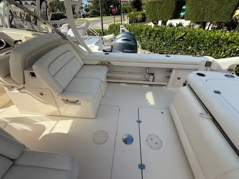 Slide: The Image of Grady-White Freedom 325 2019 - 9