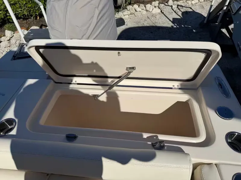 Slide: The Image of Grady-White Fisherman 236 2024 - 11