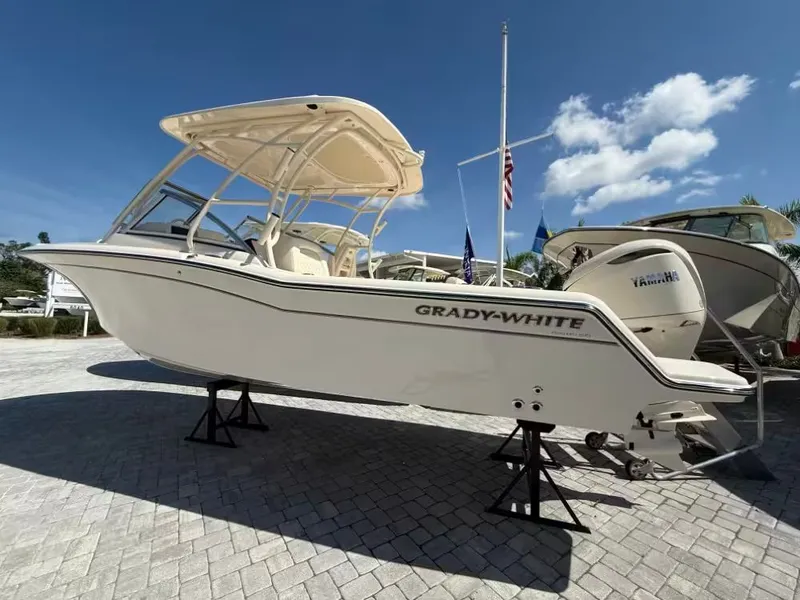 The Image of Grady-White Freedom 235 2026 - 1