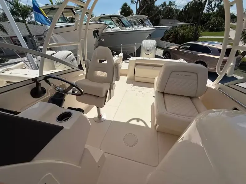 Slide: The Image of Grady-White Freedom 235 2026 - 5