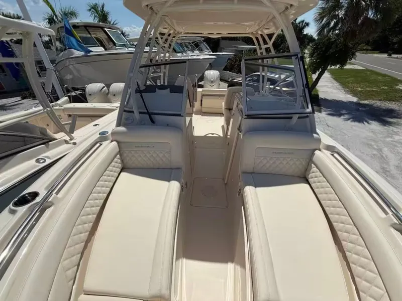 Slide: The Image of Grady-White Freedom 235 2026 - 8