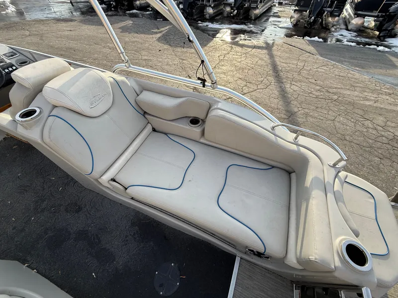 Slide: The Image of Sylvan S5 2014 - 5