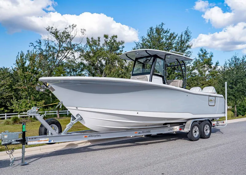 Slide: The Image of Sea Hunt Ultra 285 Coffin Box 2026 - 1