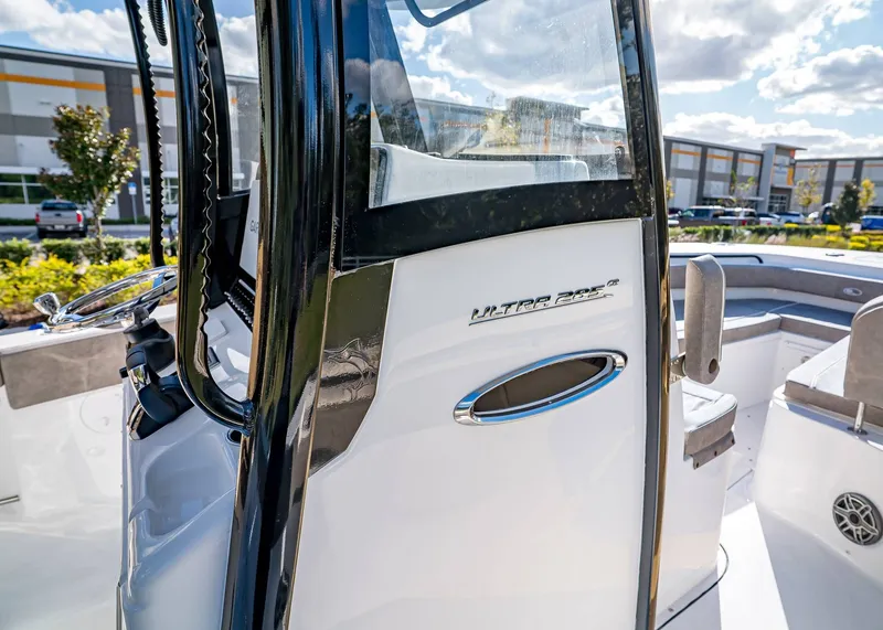 Slide: The Image of Sea Hunt Ultra 285 Coffin Box 2026 - 23