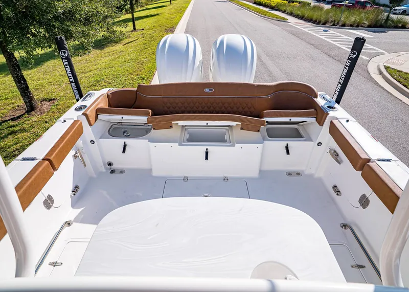 Slide: The Image of Sea Hunt Ultra 305 Coffin Box 2026 - 12