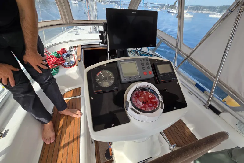 Slide: The Image of Jeanneau Sun Odyssey 42 keel on supports, 1998 model. - 5