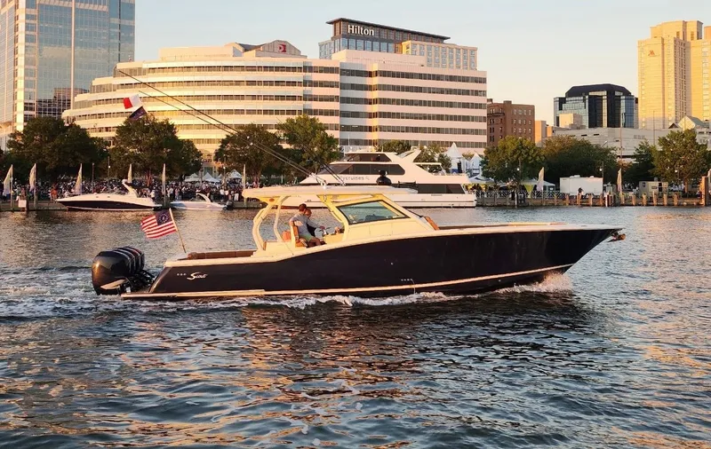 Slide: The Image of Scout 42LXF 2016 - 4