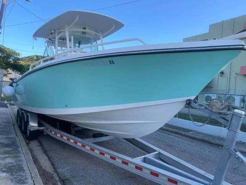 Slide: The Image of Mako 284 Center Console 2016 - 3