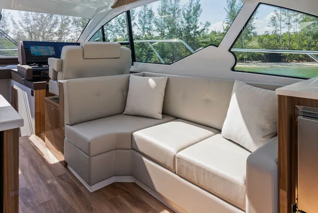 Slide: The Image of Cruisers 50 Cantius 2026 - 36