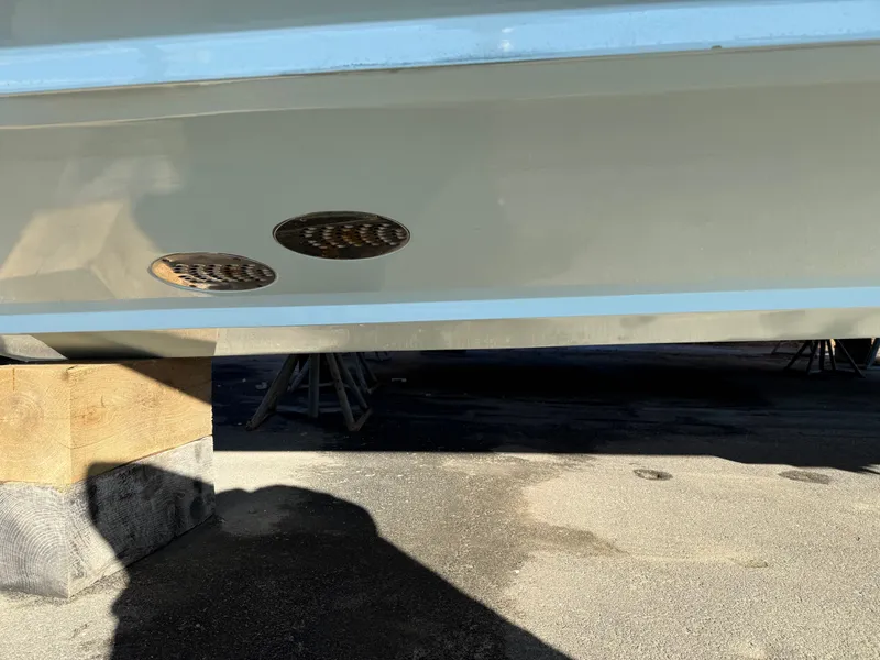 Slide: The Image of Yellowfin 39 Offshore 2015 - 10